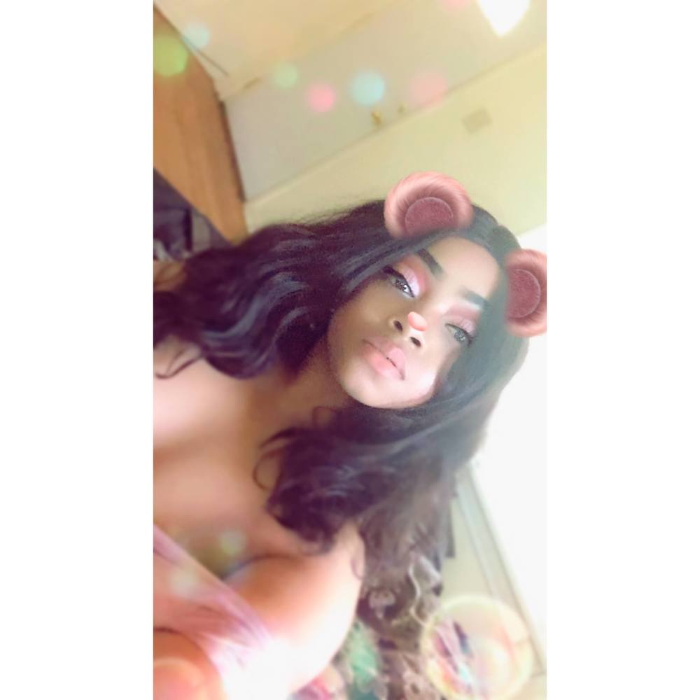 Meet your Posher, Laelae